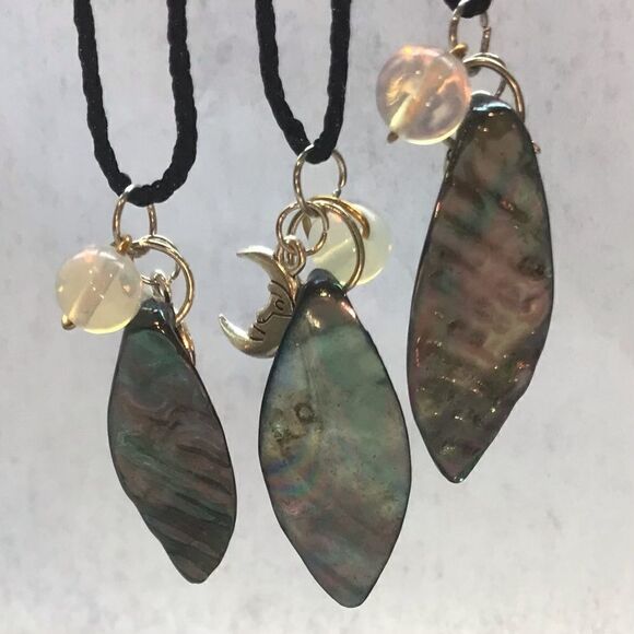 MOONSTONE & MOTHER OF PEARL NECKLACE - Picture 8 of 13